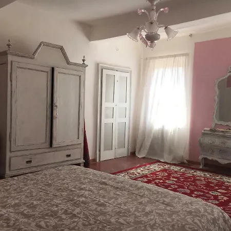 New Flowers Farm Bed & Breakfast *
